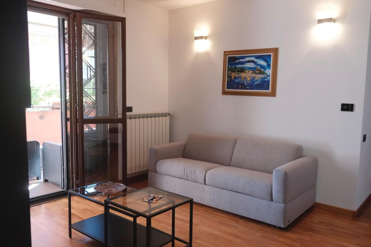 Appartamento Bwr - Bilocale Con Terrazzo, Via Gonin *