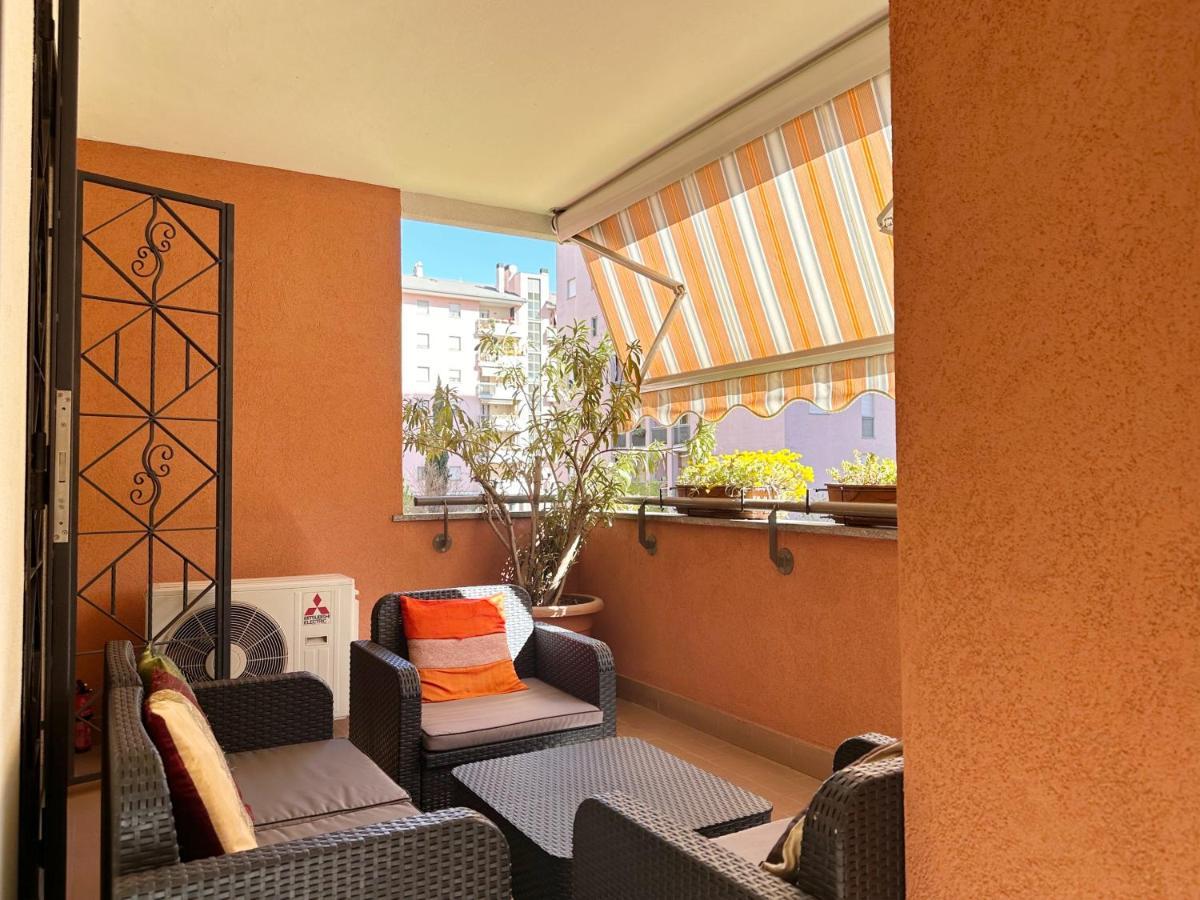 Bwr - Bilocale Con Terrazzo, Via Gonin Appartamento