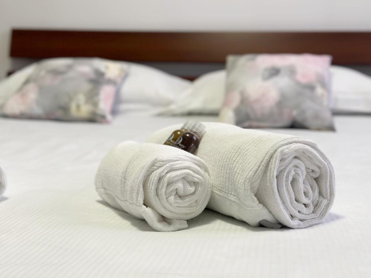 Bwr - Bilocale Con Terrazzo, Via Gonin Apartment Mailand