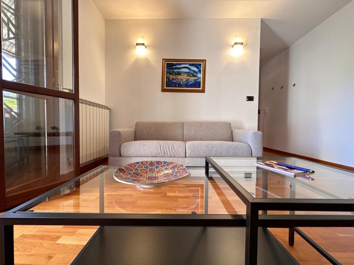 Apartment Bwr - Bilocale Con Terrazzo, Via Gonin *